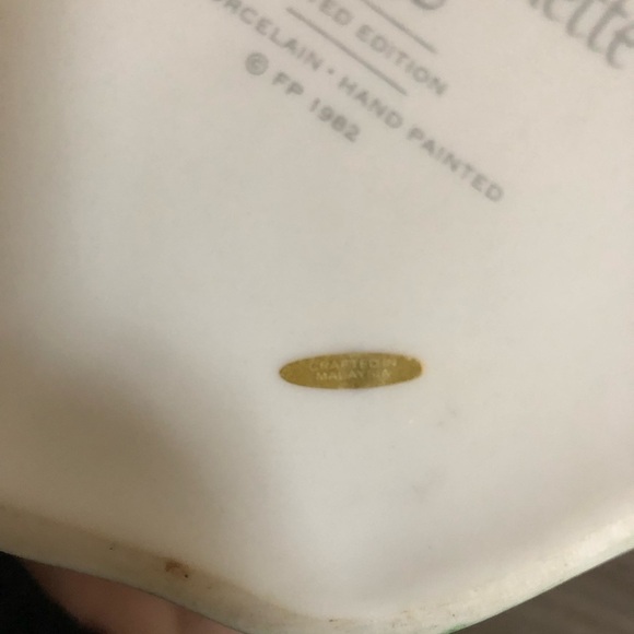 1982 Franklin Mint Marie Antoinette Figurine - Picture 5 of 10